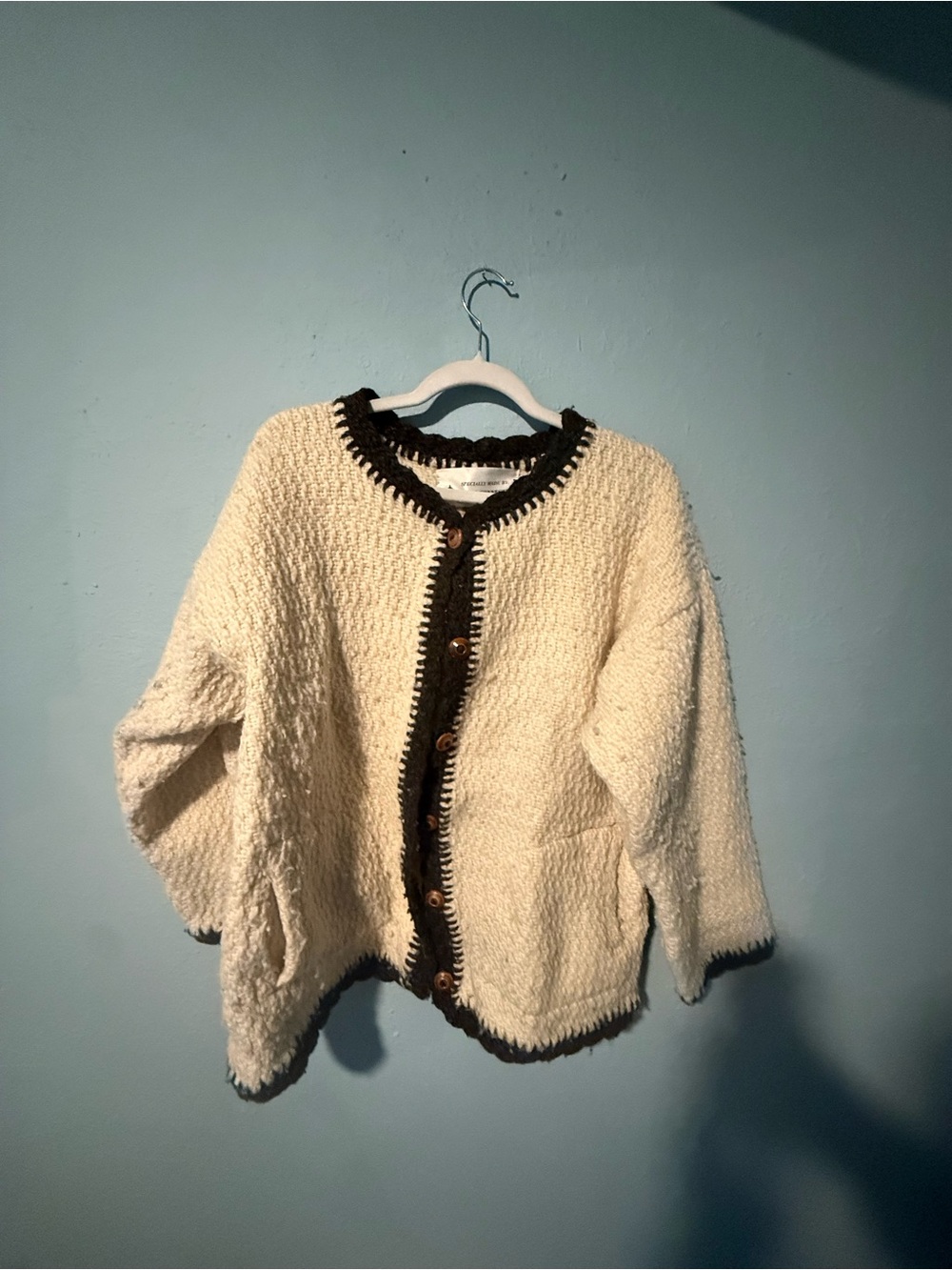Cozy Cream Alpaca Vijtage Bouclé Cardigan with Dark Trim
